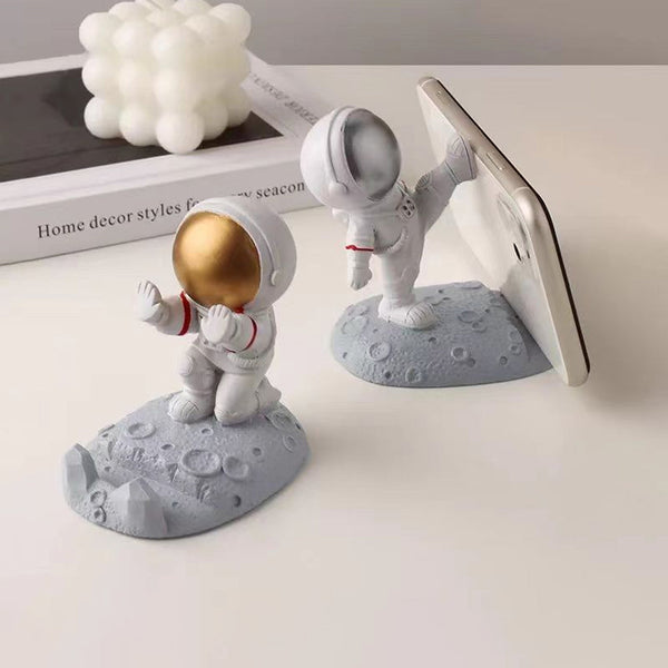 Unique Design Cool 3D Astronaut Mobile Phone Holder Compatible with All Smartphones